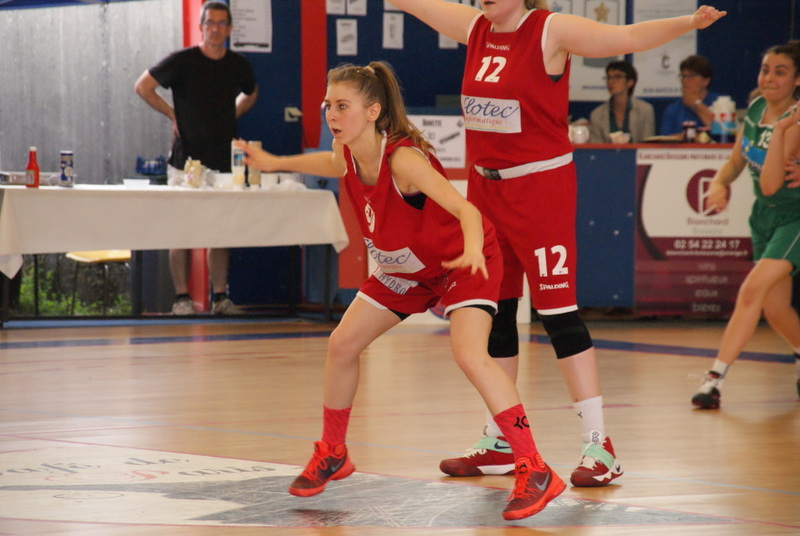 le SAC et le Basket - Page 7 Dsc03310