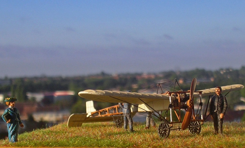 *****PYRO / LIFE-LIKE 1/48 BLERIOT IX   P1010474