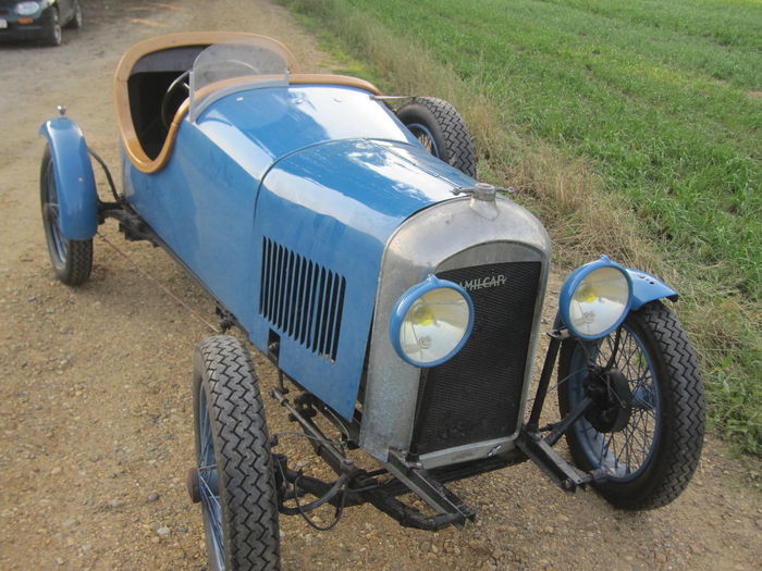 Musée des horreurs et délires automobiles - Page 28 Ba3c6910