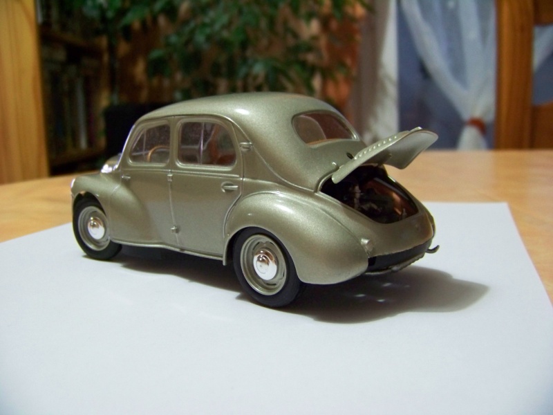 renault 4 cv 1/24 revell  wip - Page 4 1_8310