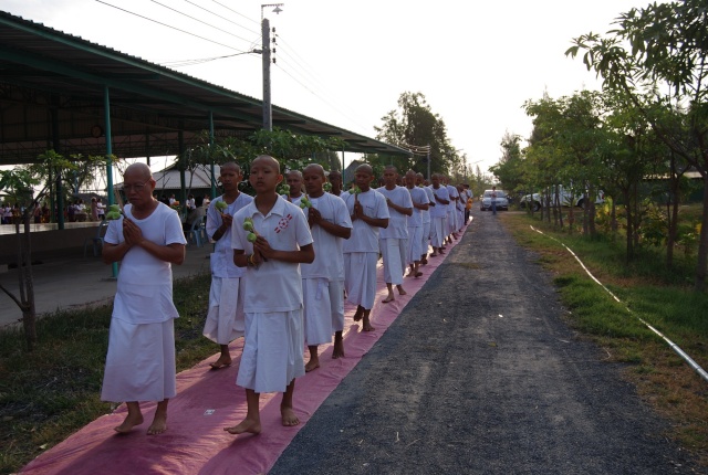 บรรยากาศบรรพชา-อุปสมบทหมู่ ธทย.ณ ศูนย์อบรมเยาวชนสุรินทร์ Dsc_8516