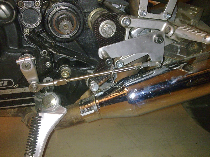 Reconstruction de ma 900ss-->transfo en Dirt Fighter P 15 ! - Page 5 Photo021