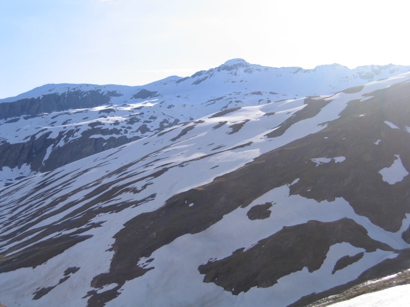 Pointe Nord de Bézin à skis, dimanche 14 juin 2009 2009_036