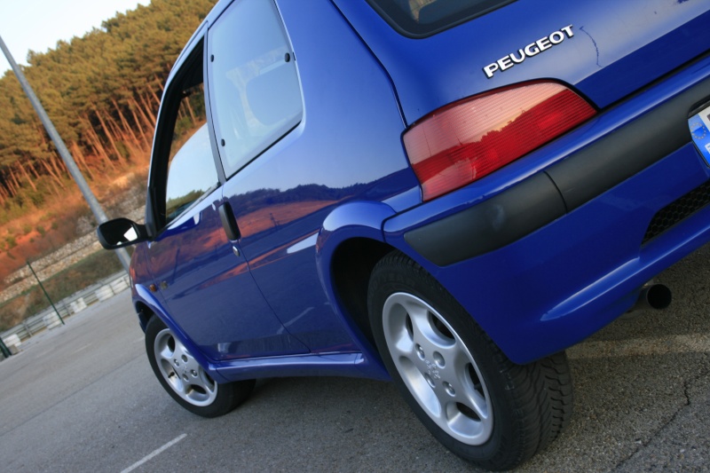 Peugeot 106 Sport bleu santorin 09710