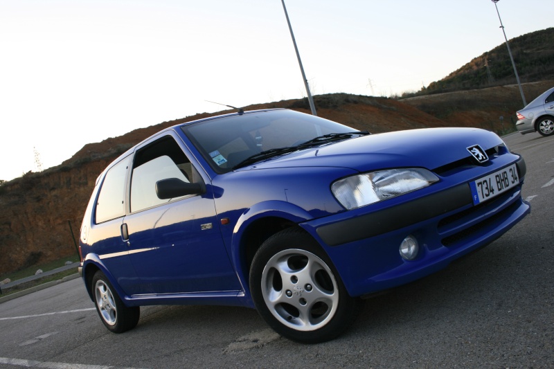 Peugeot 106 Sport bleu santorin 10210