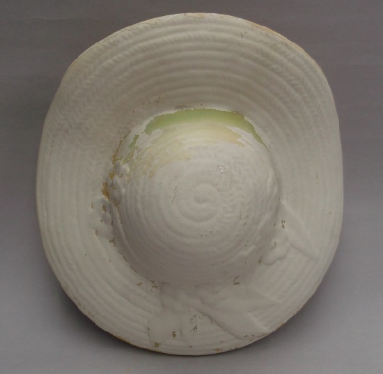 Who made this Bonnet Wall Vase? Dscf2818
