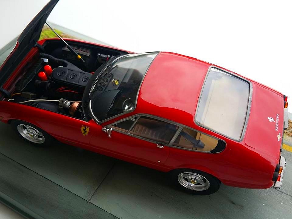 Ferrari 365 GTB/4  Daytona coupe Rouge 1973 Fujimi 1/24  1 de plus 13046110