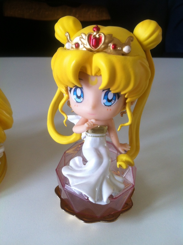 Ma collection sur SAILOR MOON - Page 3 Img_1719