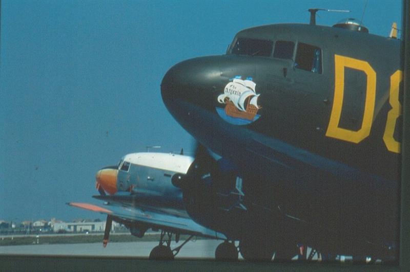 [Les anciens avions de l'aéro] Douglas C-47D Dakota - Page 3 12932810
