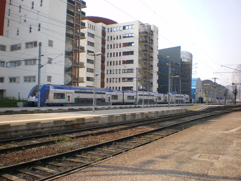 En gare de Grenoble Imgp0814