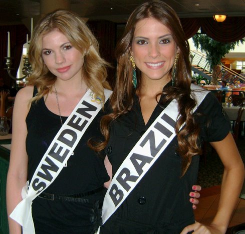Top Model of The World 2009 Miss Brazil Won !!! Tmm08-10