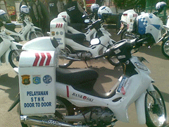 MOTO: Motor Polisi seluruh dunia - Page 3 Motors10