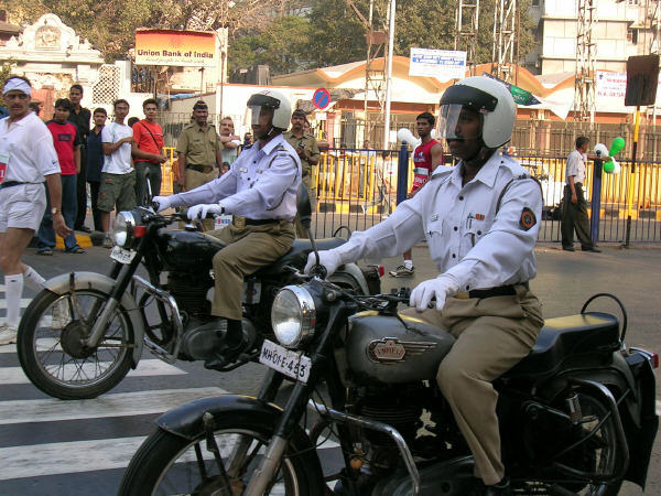 MOTO: Motor Polisi seluruh dunia - Page 3 Mumbai10