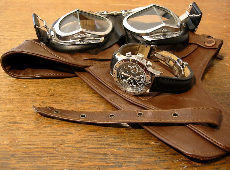 navitimer - La montre de pilote du jour Dodane10