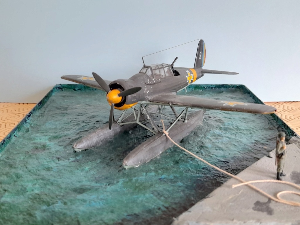 [Airfix] Arado 196- FINI et même avec son ber ... Arado_12