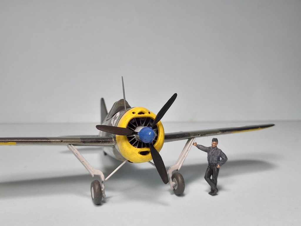 [AIRFIX] BREWSTER BUFFALO ---fini--- - Page 2 Buffal25