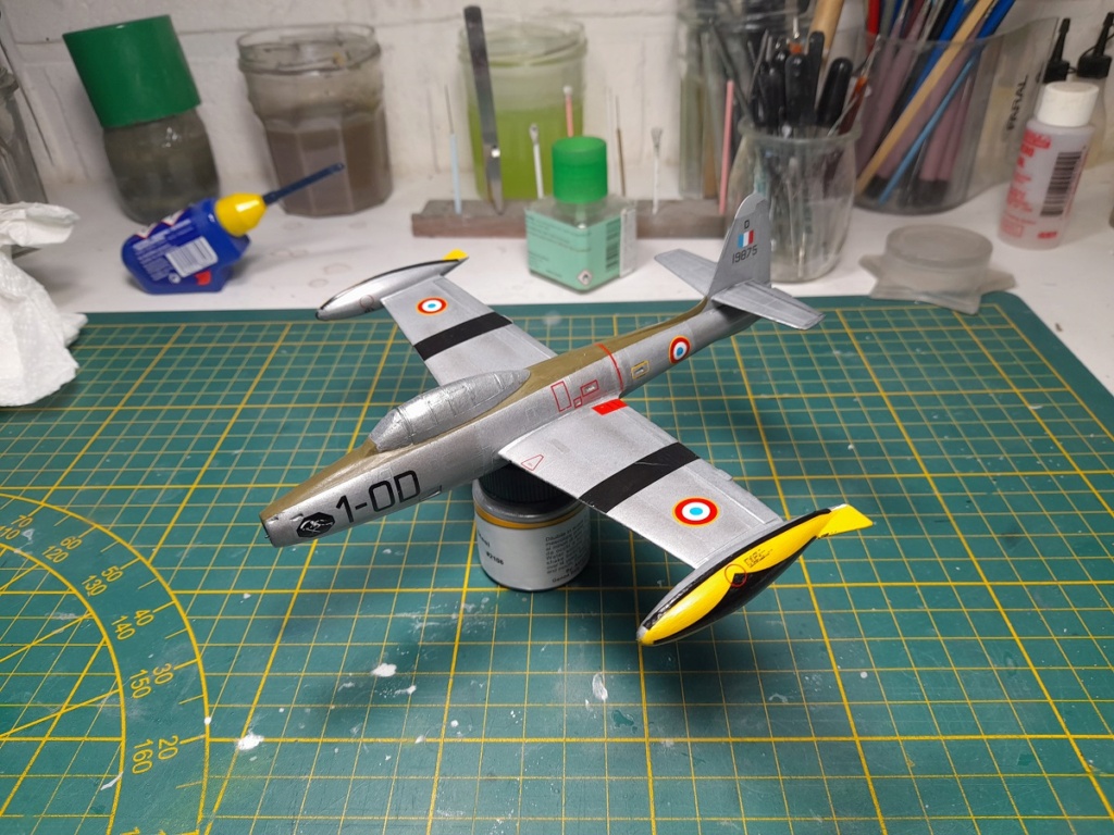 [Heller] F84 thunderjet ____FINI____ - Page 2 F84_th28