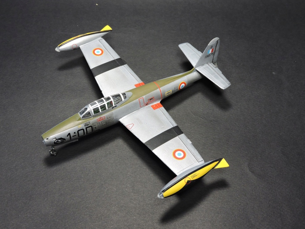 1/72  F84 thunderjet ,Armée de l'air   Heller F84_th46