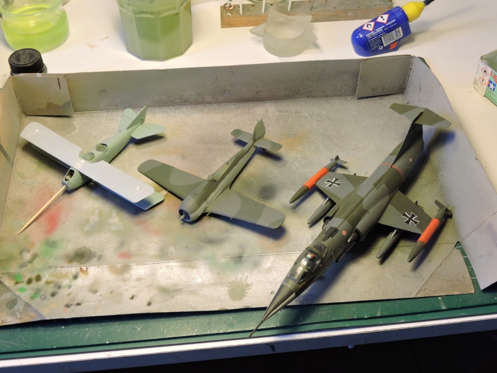Zvezda Focke Wulf 190 A4 "FINIT" Fock_w36