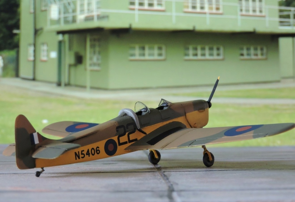  1/72 MILES MAGISTER [FROG] Miles_35