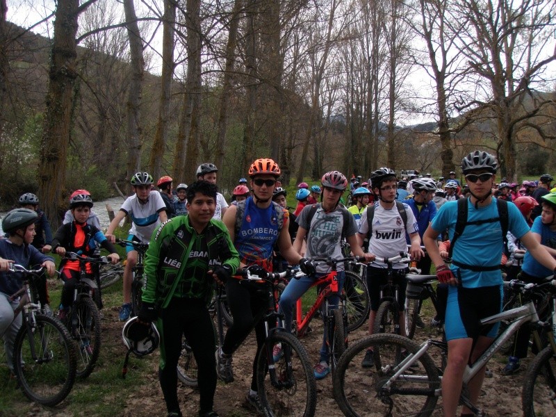 Proyecto Bici-Liébana Fiesta de la Bicicleta en Potes 19-4-16 P1010212