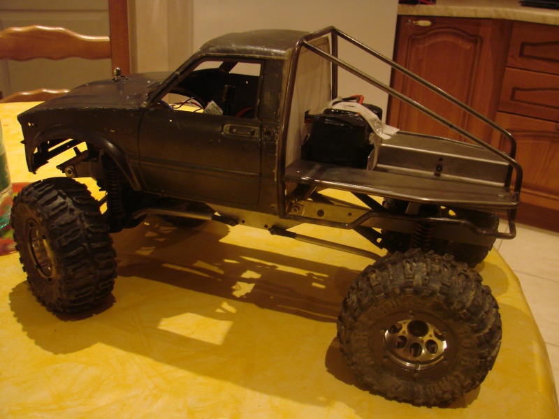 scale axial hilux Dsc01114