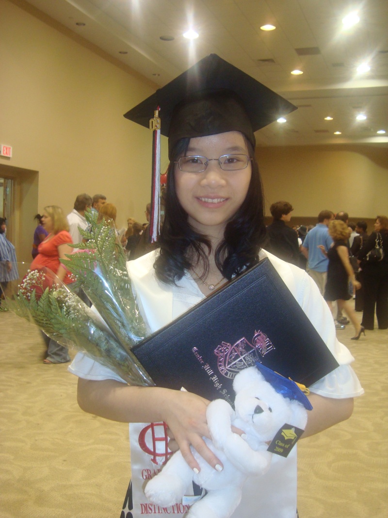 GRADUATION!!!LE RA TRUONG CUA PHUONG TRUC Dsc01614