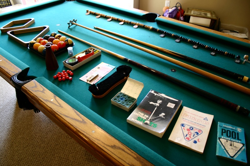 Pool table - nice oak with extras ##### SOLD ###### Pool-t11