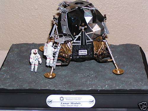 Figurine Alan Shepard Apollo 14 "Golf Shot" 9a46_110