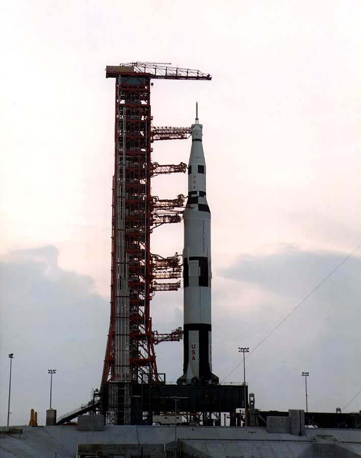 Roll Out Saturn 500 F Apmisc13