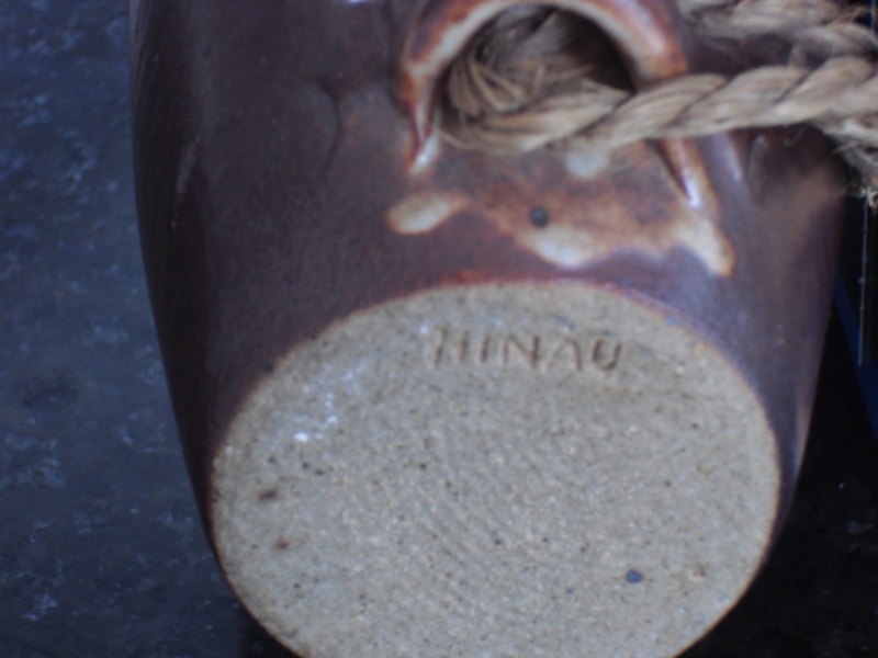 Hinau Pottery Bottle Dsci5716