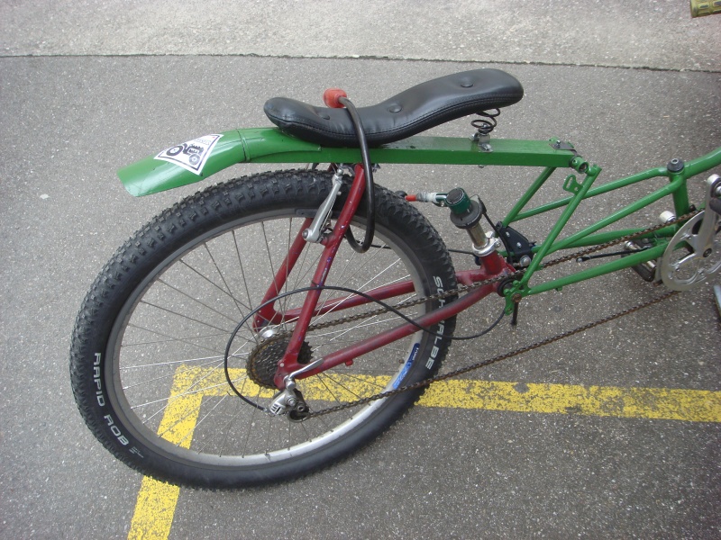 Vélo couché maison vu à Bâle Dsc08013