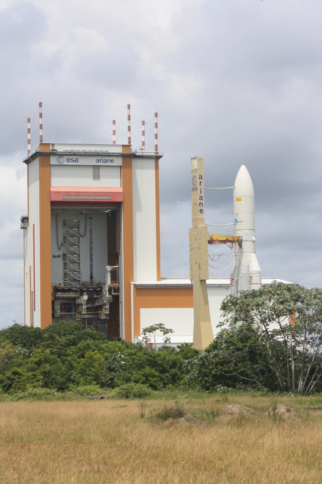 Ariane 5 ECA V190 / JCSat 12 & Optus D3 (21 août 2009, 22h09 GMT) - Page 2 Img_1213