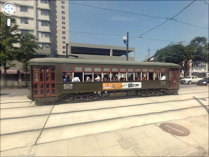 STREET VIEW : les tramways en action Sans_t26