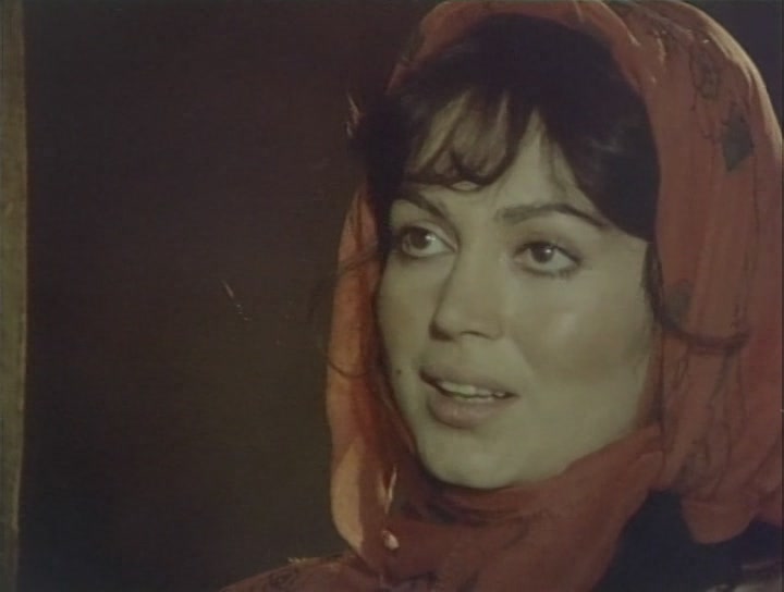 Selvi boylum, al yazmalim aka Girl with the Red Scarf (Placi, srno moja) (1978) Msok9l10