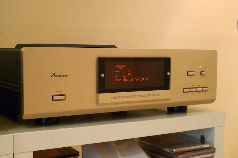 Accuphase DP-100 / DC-101 SACD transport / DAC (Used) (PRICE REDUCED!) L1010615