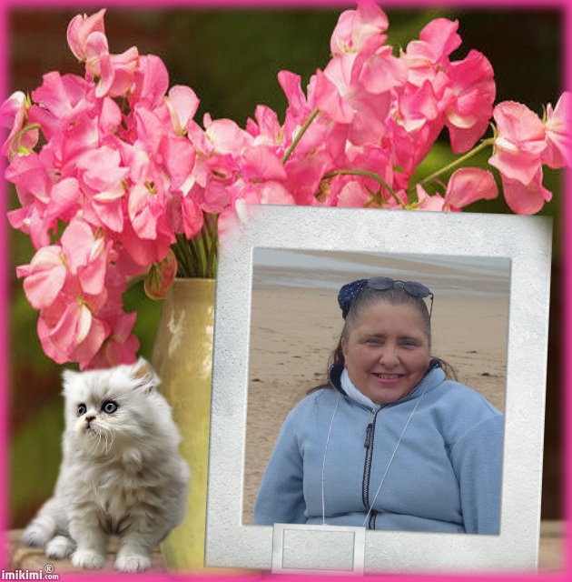 Montage de ma famille - Page 4 2zxda-83