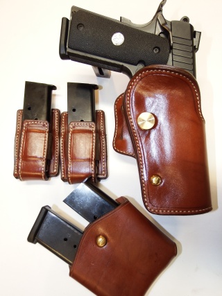 HOLSTER "TACTICAL" (spécial tir rapide) by SLYE Dscf4037