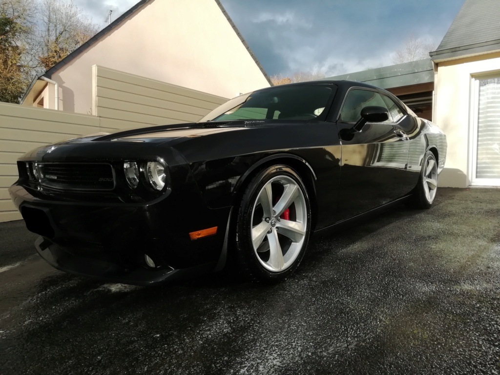 Dodge Challenger srt8 enfin à la maison - Page 2 Img_2012