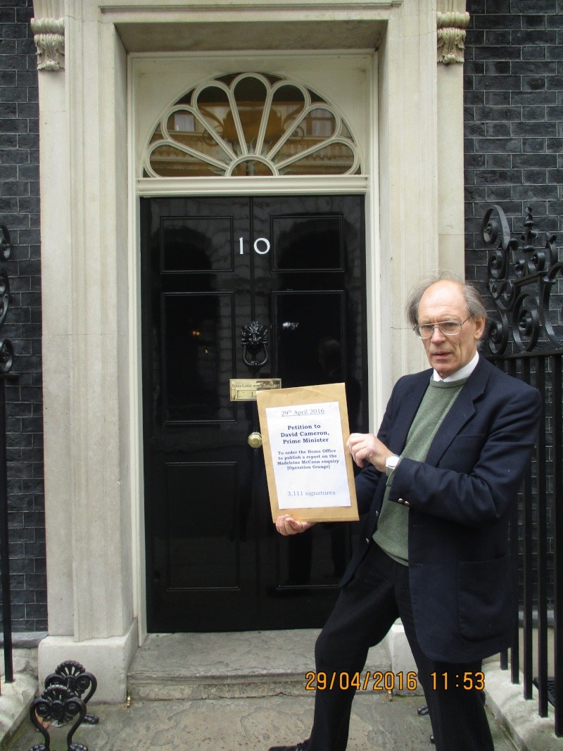 29/4/16 - A petition critical of Operation Grange is presented at 10 Downing Street Petiti10