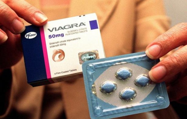 Il avale 35 pilules de Viagra «pour rire» et finit avec une érection pendant 5 jours 648x4116
