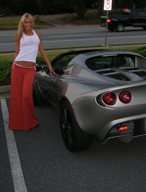  cars and girls  - Page 28 Lotus210