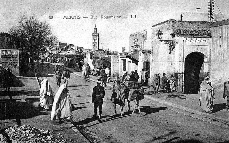 Meknès, la Ville Ancienne et les 2 Mellahs - 2 - Page 33 Ruerou11