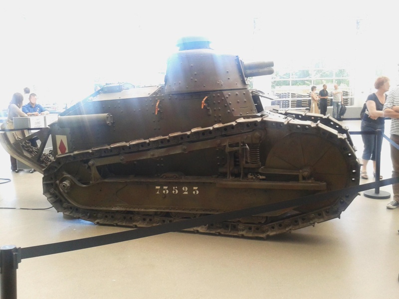 Etude maquette Char Renault FT17 2012-011