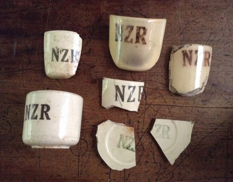 NZR shards: Ambrico NZR railway cups 1939-43 Amb210