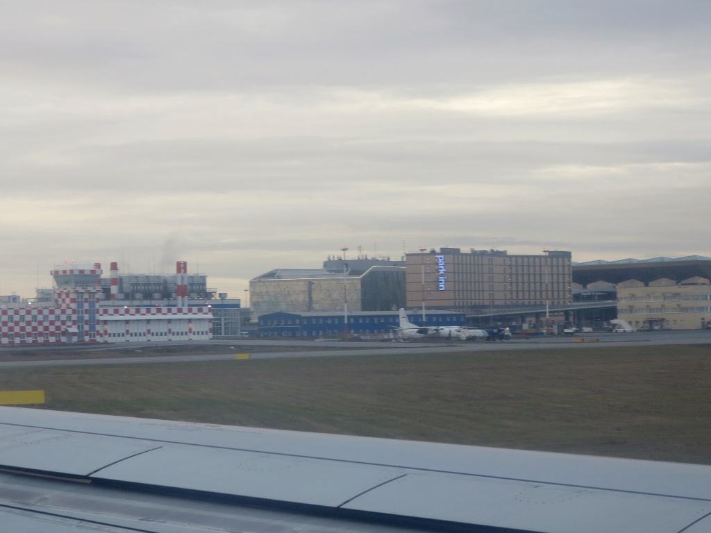 ULLI Pulkovo Airport - Saint-Petersburg Img_1313
