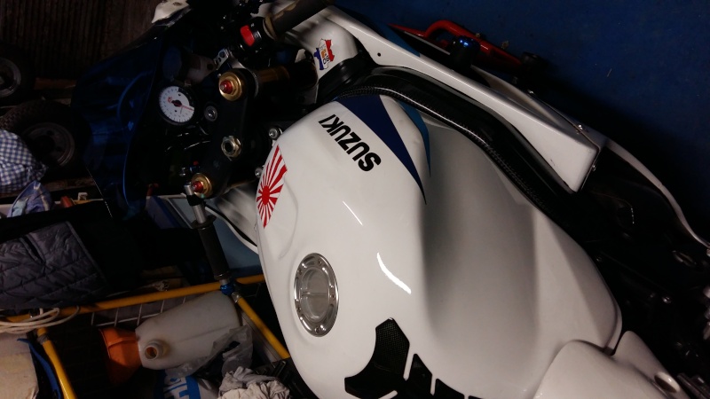 Vends GSXR 1000 K3 Piste 20151110