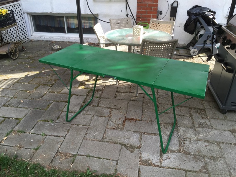 Restauration d'une table de camping vintage Img_2818