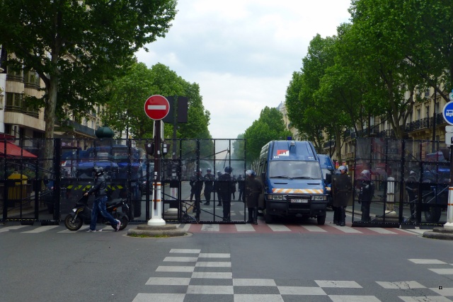 Photos du jour (2) - Page 31 Manif_13