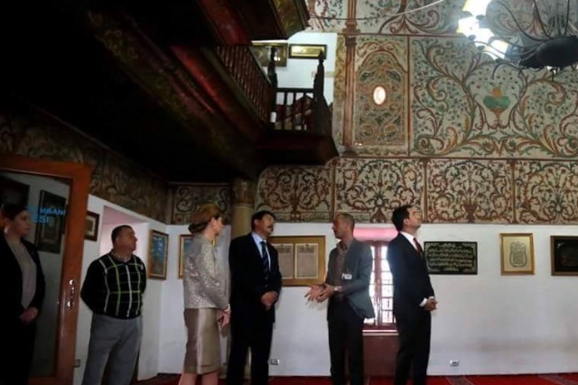Presidenti i Hungarisë dhe kryebashkiaku i Tiranës vizitojnë Xhaminë Tirane10